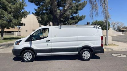 2017 Ford Transit 250 Van