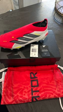 PREDATOR ELITE LL A ADIDAS CLEATS