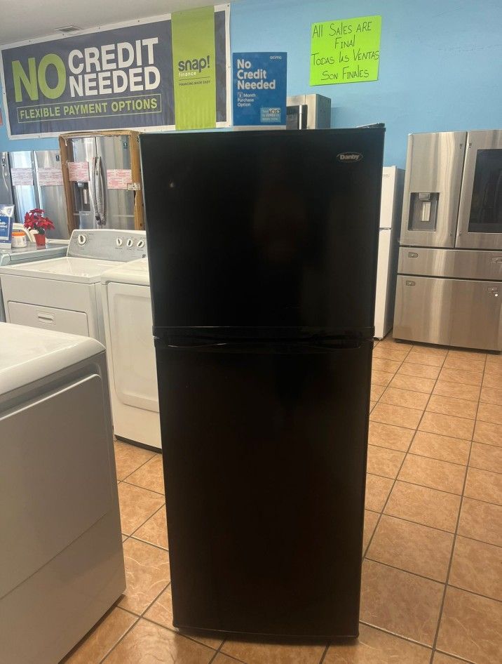 Danby Refrigerator 3M