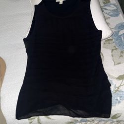 Woman Black Top Size Small