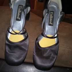 Women's Black Dress Pump Heels