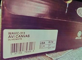 NIB Lugz Avi Canvas Shoes