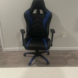Gaming Chair Like New! 