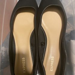 Black Flat Pointed Toe Shoes Size 9 Express 
