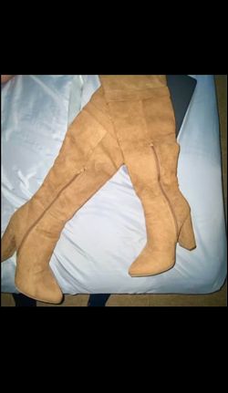 Shoe Dazzle Thigh Boots