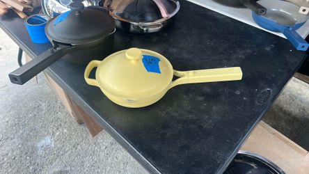 Pans and pots  Comes with 8.5 inch pan non stick  Brand: our place  Brand new  Pick up in sun valley  Cash only