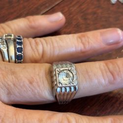 Large sz 8.5 sterling white sapphire ring