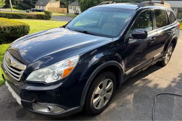 Subaru Outback SUV Wagon Dark Blue