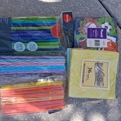 New Asst. Straws & Napkins