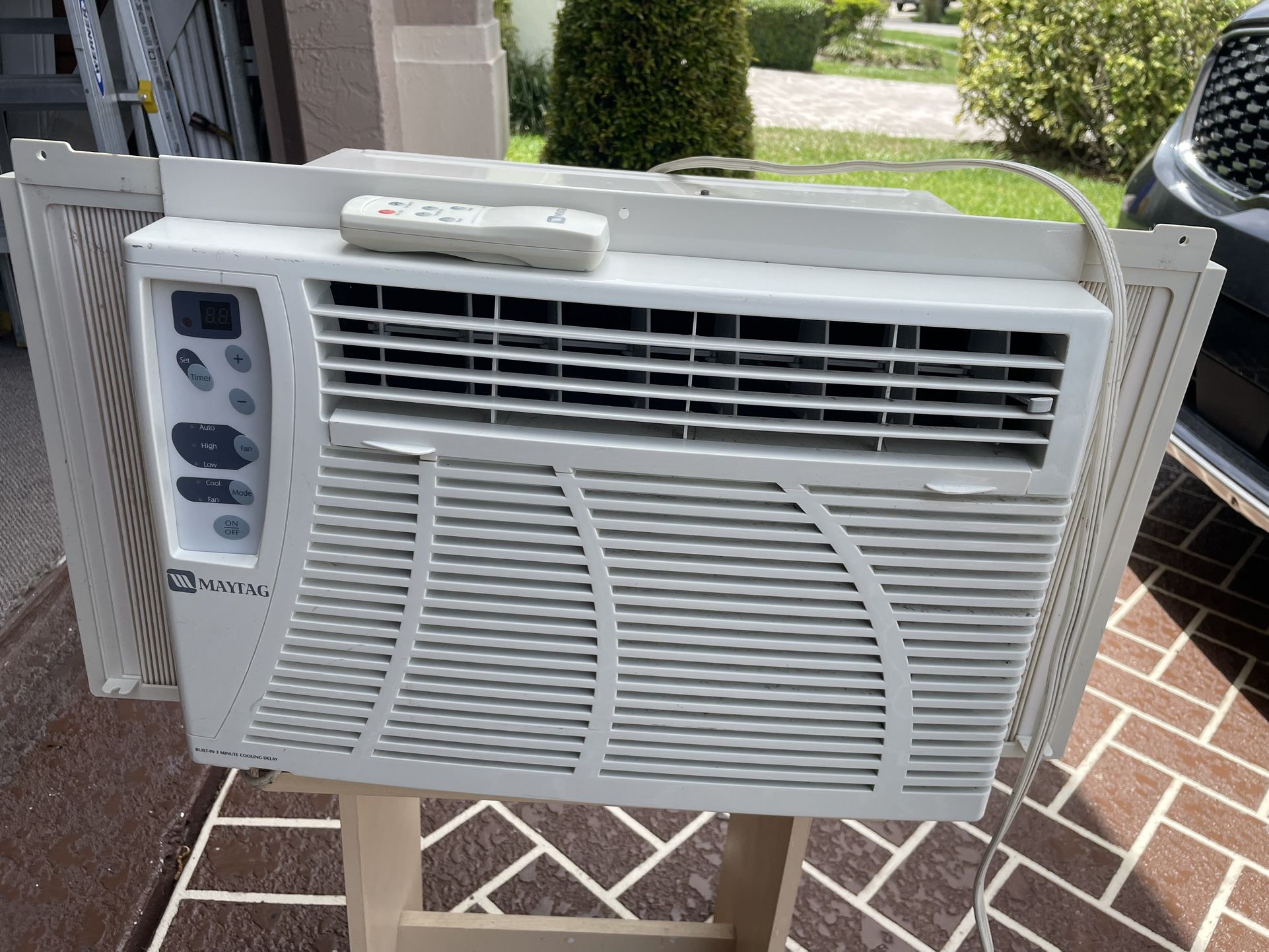 Maytag Window AC Unit 5200 BTU Room Air Conditioner