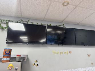 3 TCL 43 Inch TV’s