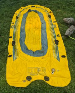 6 person float