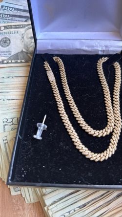 14k natural diamond Cuban link
