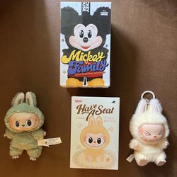 Popmart  Labubu & Mickey Family Pendants 