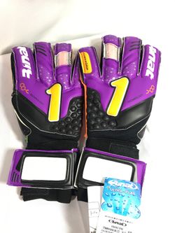Rinat goalie gloves size 10 new grass turf indoor outdoor