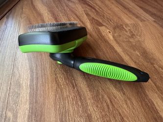 Self Cleaning Pet Brush For Cat And Dog New 