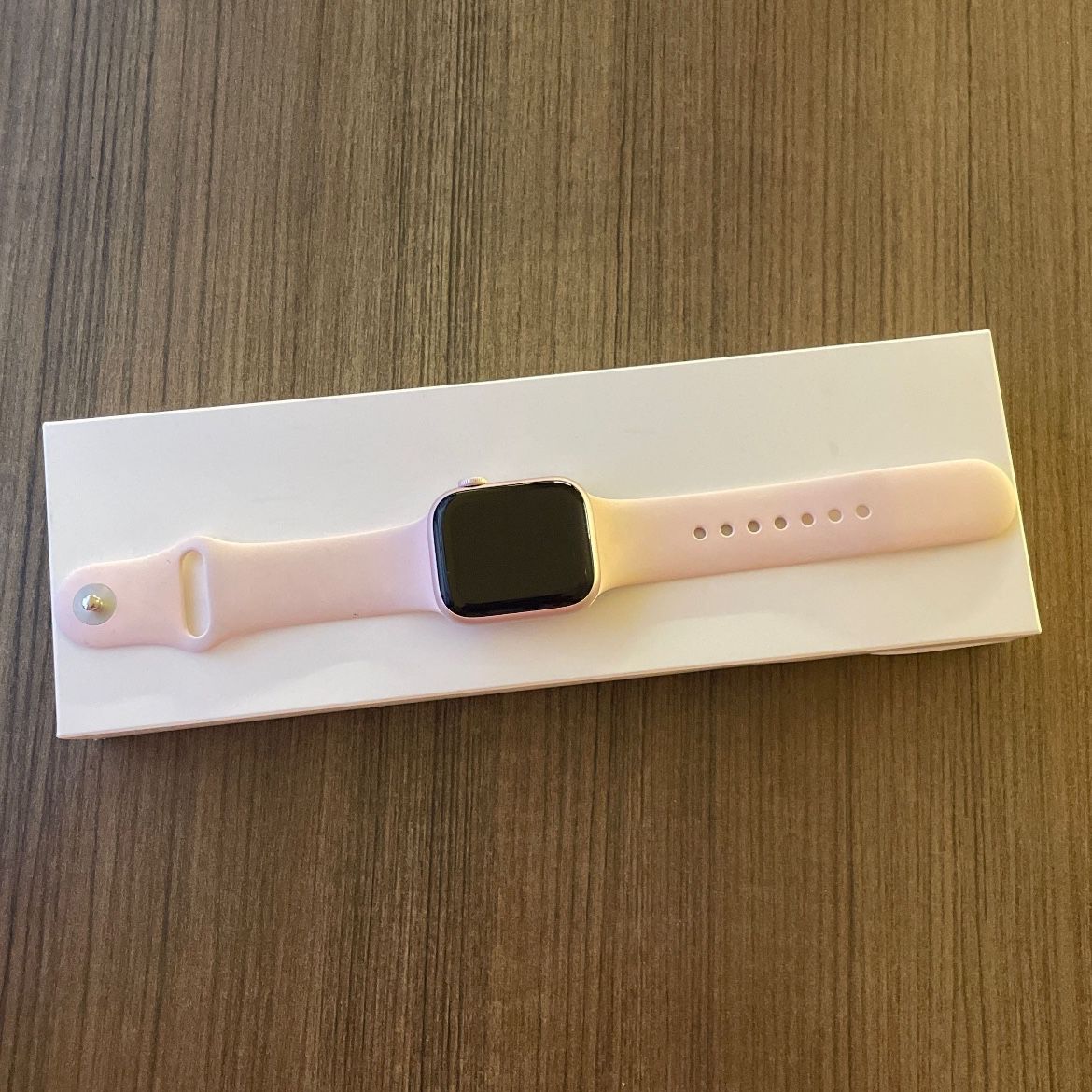 Apple watch + charger