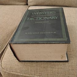 WEBSTERS 20TH CENTURY DICTIONARY 2100+ PAGES