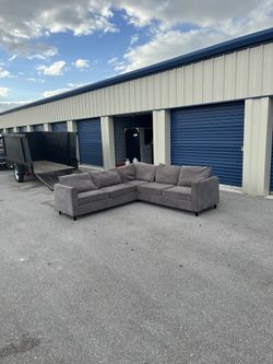 Grey Sectional Couch (Free Delivery)