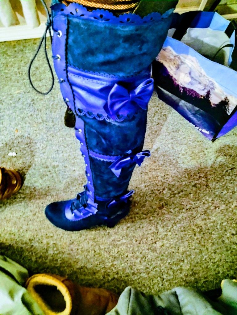 Blue Suede Thigh High Heeled Boots Sz. 9
