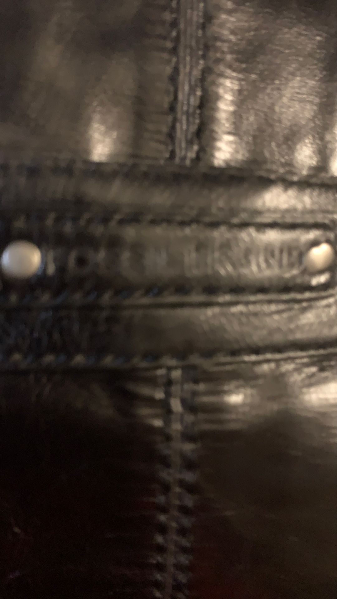 Men’s black leather Fossil bag