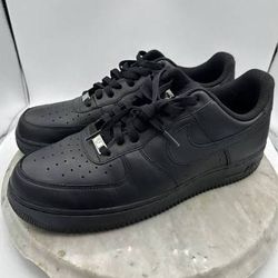 Black Nike Air Forces