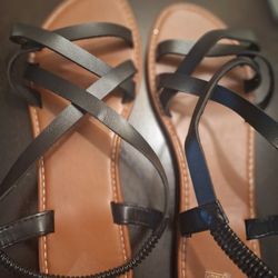 ☀️Black Sandals Size 10 ☀️