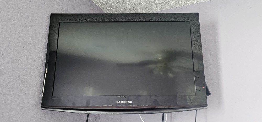 Samsung 27" TV