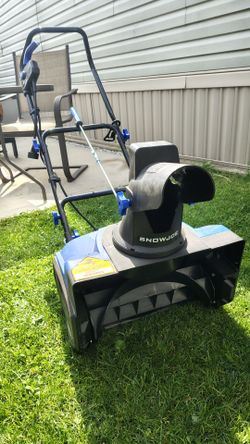 Electric snow blower