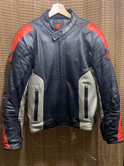 Arlen Less Race Suit And Leather Jackets