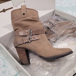 Marc Fisher Ankle Boots Women's Sz 8