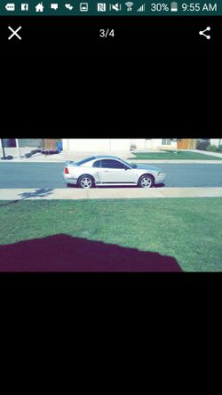 2000 Ford Mustang