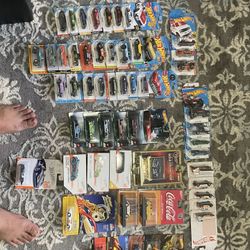 Hot Wheels Premium Y Básicos Mas Id