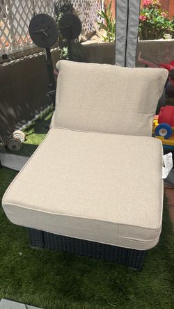 Set de cojines para sillones 23 de ancho por 24 de largo  nuevos color beige 90 por todos