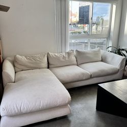 Feathers Sectional