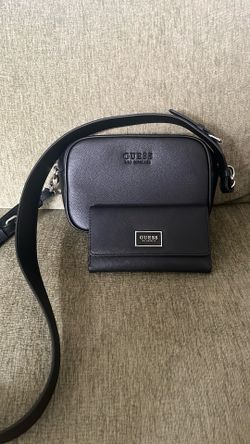 Black Guess Purse w/wallet