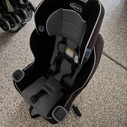 Graco Extend2Fit NEVER BEEN IN ACCIDENT 