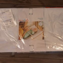 Munchkin Secure Grip Waterproof Diaper Changing Pad, 16" x 31"