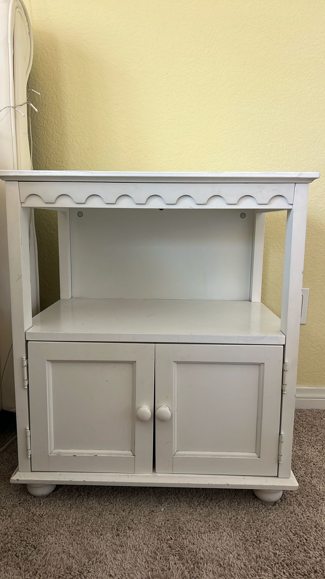 Nightstand / Bedside Table