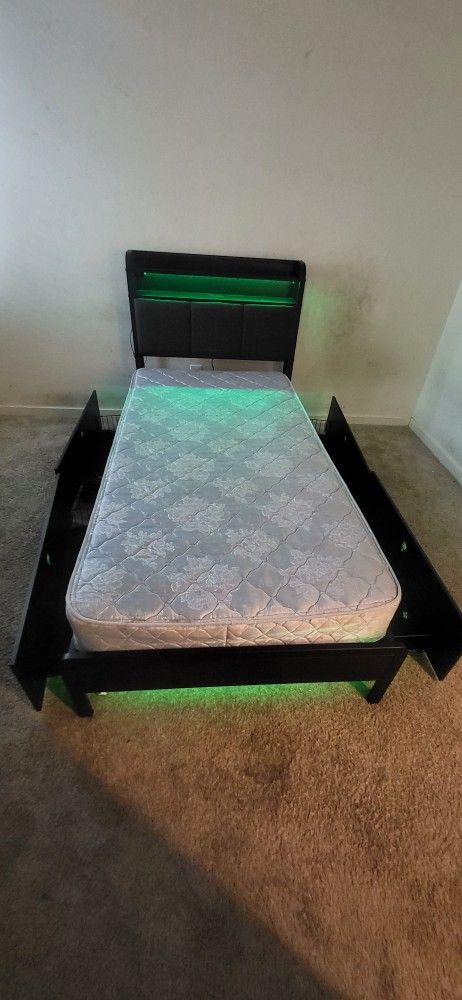 Twin Bed
