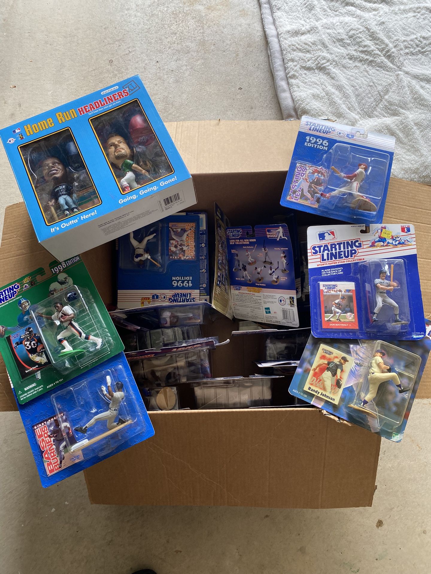Starting Lineup Assortment