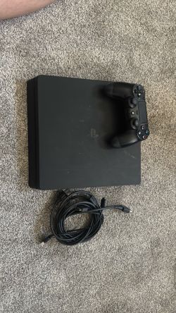 PS4 slim 1
