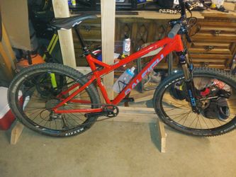 Raleigh bikes tokul 2 mountain bike hotsell