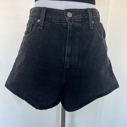 Women’s Shorts 