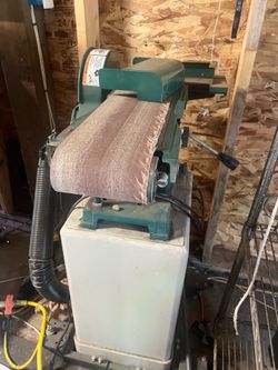 Grizzly G1014ZX 6" Belt / 9" Disc Combination Sander Cabinet Stand and Wheel Base.