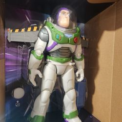 BUZZ LIGHTYEAR- JETPACK LIFT OFF- NEW