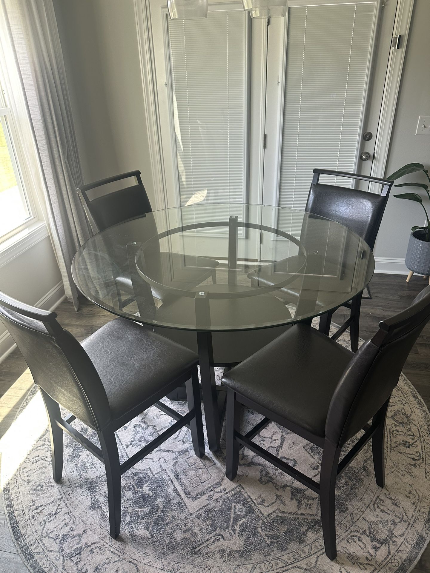 5 Peace 48inch Round Dinning Table With Chairs