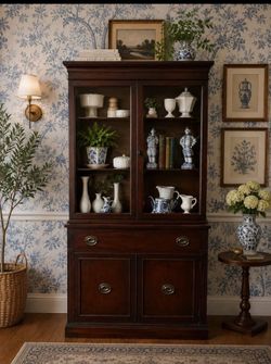 Vintage Solid Wood Hutch / Curio / Bookcase