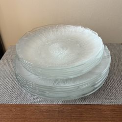Vintage Arcoroc “Fleur” Dinner and Salad Plates - Set of 7  
