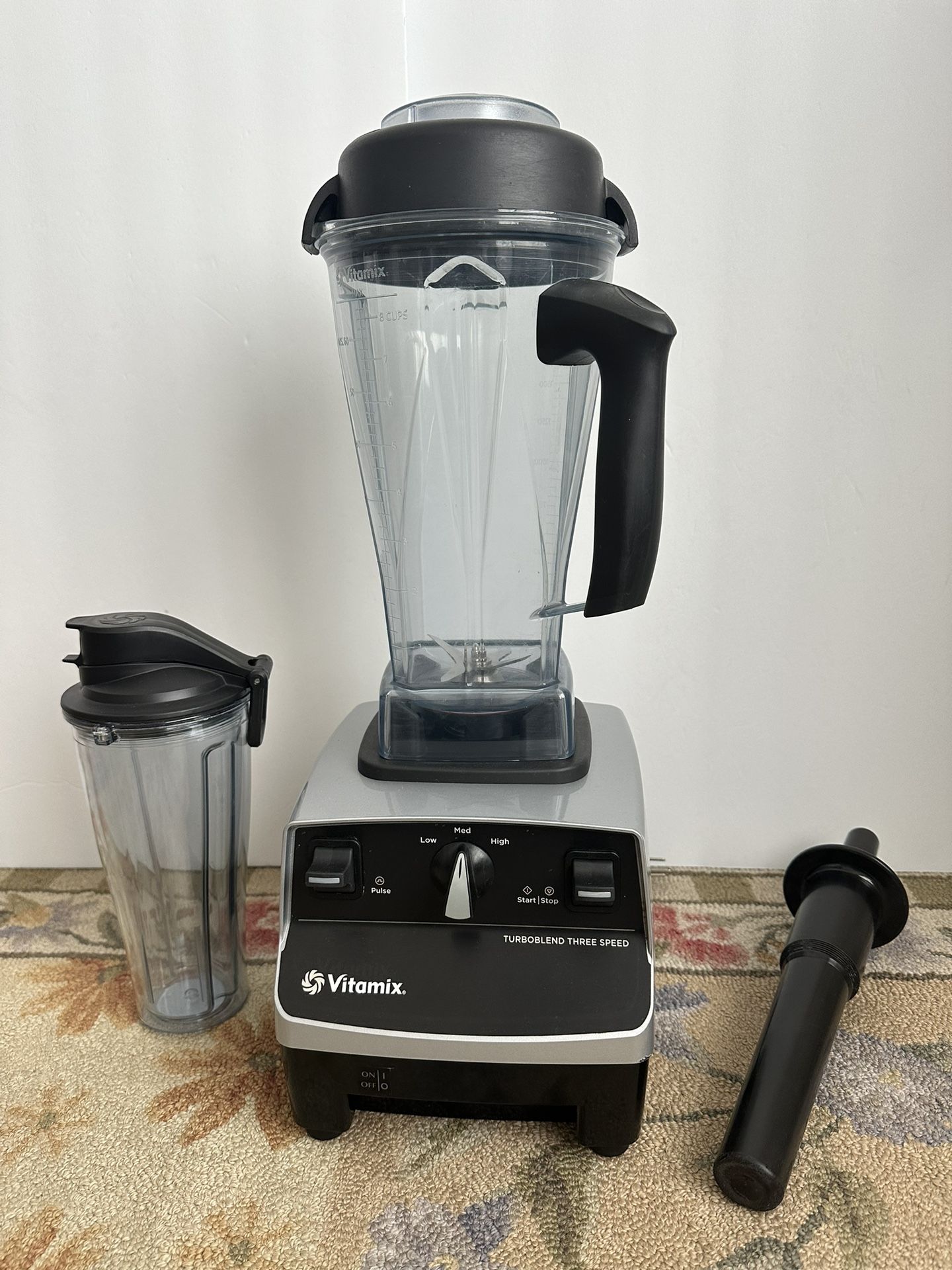 Vitamix Turboblend Three Speed Blender And Blender Cup